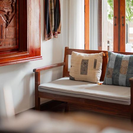Villa Mira Heritage Luang Prabang Exterior photo